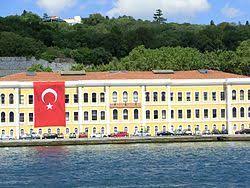 Galatasaray university is a turkish university established in i̇stanbul, turkey in 1992, following an agreement signed in the presence of pre. Galatasaray Universitesi Vikipedi