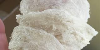 Ini kerana sarang burung telah terbukti melalui ujian makmal yang dijalankan mengandungi nutrien dan garam mineral seperti glikoprotein, kalsium, zat besi, fosforus, iodin, dan vitamin yang lebih mudah diserap oleh badan manusia. Harga Sarang Walet Terbaru Saat Ini Ali Mustika Sari
