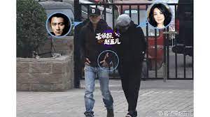 Faye wong boyfriend nicholas tse s romantic walk home sporela. Faye Wong Nicholas Tse Spotted At The Airport Get Their Thunder Stolen By Two Uncles Today