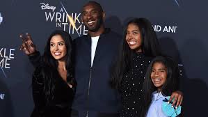 Vanessa bryant celebrated her birthday on tuesday and was able to do it with a little bit of comfort. Vanessa Bryant S Daughter Poses In Front Of Kobe And Gianna Mural Nbc Connecticut