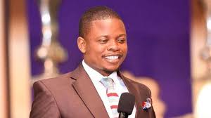 Prophet bushiri well known as major 1, he is a succeful and hard working preacher and businessman from malawi. Prophet Bushiri Under Fire For Selling Prophecies On Facebook Lovablevibes Digital Nigeria Hip Hop And R B Songs Mixtapes Videos