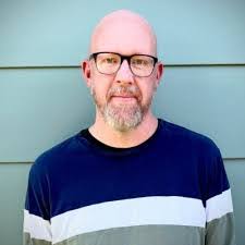 Brad Sines's Instagram, Twitter & Facebook