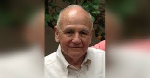 Sue Pecora's Instagram, Twitter & Facebook