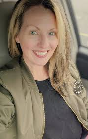 Wow, a few days off & my body is out of wack. My back always starts to  spiral when I don't lift & my nutrition is always better. Even though today  was