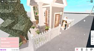 Below are two collections of alcove tub ideas. Welcome To The Smallest House In Bloxburg 4x4 Needed A Little Mood Station Bloxburg