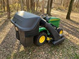 This cover reverses into an attractive storage case. John Deere Lx 280 Riding Lawn With Dual Bagger For Sale Ronmowers