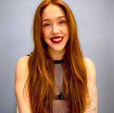 Happy Monday! Don't be that person today…tell your friend they've got  lipstick or food in/on their teeth. Okay, now go kick some ass! 💋