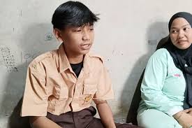 Haikal dan Haezar, Dua Bersaudara yang Viral karena Bergantian Seragam  Pramuka untuk Sekolah