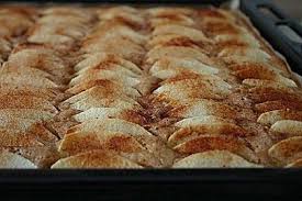 Buttermilch Apfelkuchen Vom Blech Chefkoch Apfelblechkuchen Buttermilch Apfelkuchen