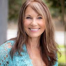 Debbie Karr's Instagram, Twitter & Facebook