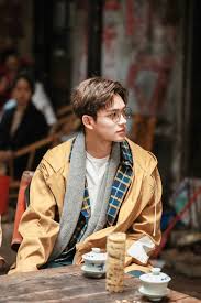 Barry menyebut jika banyak orang yang menyebut dirinya sebagai lelaki paling tampan sedunia. Pin Oleh Happy18 Di Nct Wayv Orang Lucu Laki Laki Tampan Pacar Pria