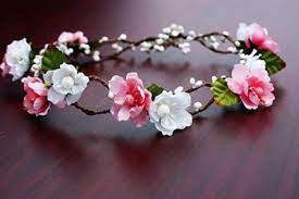 How To Make A Flower Crown Pretty Flower Headbands Diy Floral Crown Flower Accessories Floral Headbands
