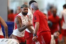 ELOGIADO! Gabigol recebe elogios de Tite por sua presença de área no Flamengo