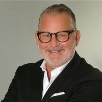 100+ "Hans Lau" profiles