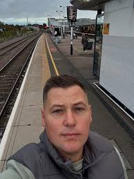 Darren Bettison (@darrenbettisonwellbeingservice) • Threads, Say more