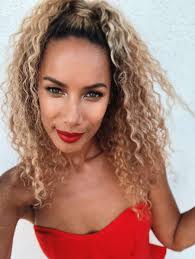 Deutsche übersetzung des songtexts für better in time by leona lewis. Leona Lewis On Twitter Time To Paint The Town Red Lips By Fentybeauty
