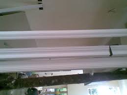 Cara potong sudut list plafon, potong miring ujung profil list gypsum seperti pada gambar di bawah ini : Gambar Model Lis Plafon Huniankini