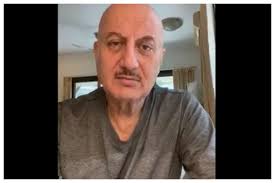 The show starts with anupam kher welcoming everyone to his show. Anupam Kher Heartening To See People Helping Selflessly The Statesman