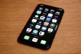 Download iphone 11 pro max images and wallpapers 4k wallpapers is an immediate reaction, drawing is a meditation. The Magic Black Wallpaper That Makes Your Iphone Dock And Folders Disappear Is Back Bgr