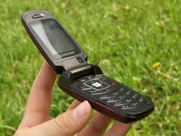 Samsung Z230 ...