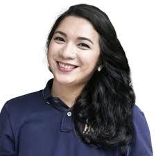 Edna Charry's Instagram, Twitter & Facebook