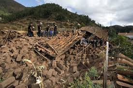 Utiliser le signe de la terre pour activer les piliers d'améthyste, d'opale et de diamant, et obtenir les pierres runiques. Perou Un Violent Seisme De Magnitude 7 3 Fait Au Moins 2 Morts Et 65 Blesses