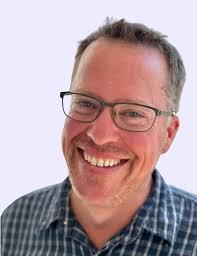 We equip CCOs with data-driven media strategy l PublicRelay