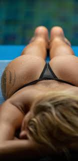 erogik: Biquininho de dona de corno manso Porn Photo Pics