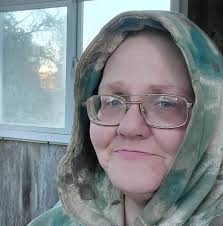 Target customer finds boa constrictor inside shopping cart. 😱🐍  tinyurl.com/2aeg6kk4