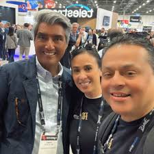 Since the stock market is crashing, I will not make it to @nabshow for the  rest of the week. I will be busy trading and making $$$. So yesterday,  @rrfilmstudio and I