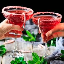 Candy Cane Mocktail Recipe Summer Drinks Alcohol Recipes Summer Drink Recipes Refreshing Summer Drinks Nonalcoholic