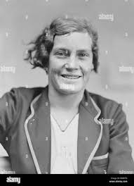 Evelyn fashion hi-res stock photography and images