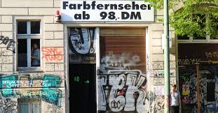 In deutschland wurde das farbfernsehen ganz offiziell am 25. Farbfernseher One Of Berlin S Best Clubs Will Close In May Telekom Electronic Beats