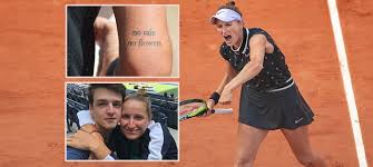 Markéta vondroušová was born on 28 june 1999 to david vondrouš and jindřiška anderlová in sokolov, a small town in the czech republic near the country's western border with germany. French Open 2021 Marketa Vondrousova Co O Ni Ne Vite Schovana Tetovani Idoly A Oblibene Knihy Isport Cz