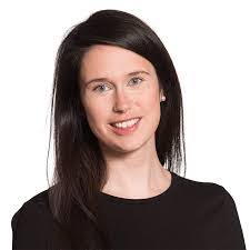 Samantha Draper's Instagram, Twitter & Facebook