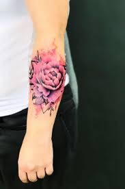 36 Most Beautiful Flower Tattoo Designs To Blow Your Mind Page 14 Of 36 Belikeanactress Com Flower Tattoo Hawaiian Flower Tattoos Beautiful Flower Tattoos
