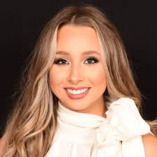 Congratulations to four newly promoted Country Music Hall of Fame and  Museum staff members, named to either associate director or director roles  within the Museum's CEO, Education, Sales, and…