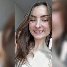 Laura Timko's Instagram, Twitter & Facebook