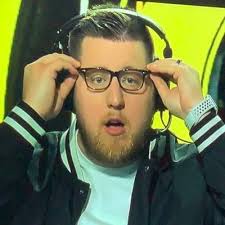 Casey Davis (@CaseyDavisCod)