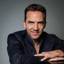 Alexandre Beuchat/Marija Bokor: Songs of Travel by Vaughan Williams, Bloch,  Mahler & Schubert