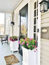 Oversized flower pots also look good when you have an imposing front door. Stunning Front Door Flower Pots 11 Fabulous Ideas