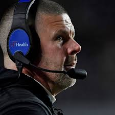 Billy Napier loses key member of Florida Gators' staff to NFL, raising  question about player acqusition