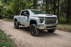 Which one must you buy for easy installation and durability? Zone Zonc43 5 Suspension Lift Kit 2020 Chevy Gmc 2500hd 3500hd Silverado Sierra Denali Sd Wheel