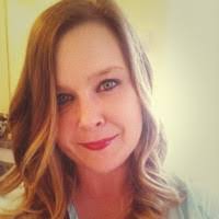 Crystal Dale's Instagram, Twitter & Facebook