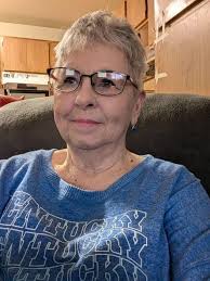 What is the difference between the Staalmeester Ultimate One round brush  and their other round brushes?