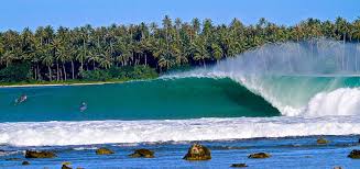Dual alternatif perjalanan menuju pantai jayanti. Tempat Wisata Pulau Nias 2016
