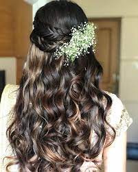 Planning To Leave Your Hair Down On Your D Day But Confused Which Hairdo To Opt For Take Cues Fr Hair Styles Open Hairstyles Wedding Hairstyles For Long Hair