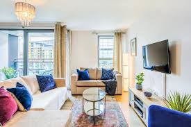 Providing construction updates and information. Self Contained Town Centre Apartment Queensgate Nr Marketfield By Helmswood Serviced Apartments Redhill Aktualisierte Preise Fur 2021