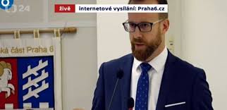 Do politiky jsem vstoupil před tři čtvrtě rokem a takový raketový start asi nikdo nečekal, řekl ondřej kolář, starosta městské části praha 6. Starosta Kolar Z Utajeneho Mista Nemam Stazene Pulky Kundra Z Respektu Pak Strasil Z Ct Co Od Rusu Hrozi Parlamentnilisty Cz Politika Ze Vsech Stran