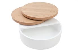 Une table basse rangement qui vous ressemble ! Table Basse Ronde Avec Plateaux Pivotants Et Rangement Blanc Et Bois Icon Miliboo